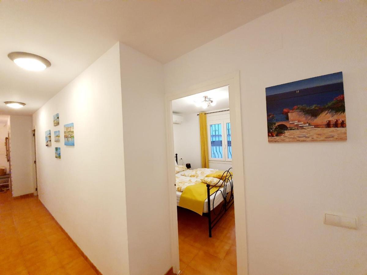 New Holiday House "Casa Mialina" With Private Pool, 300M To Beach Кембрилс Екстериор снимка